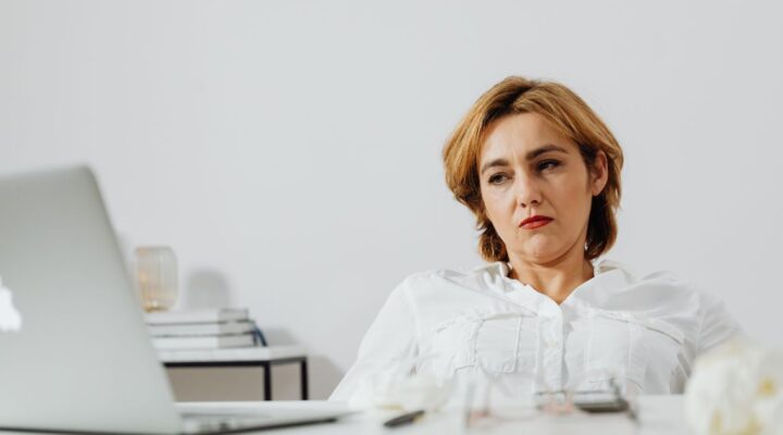 Adeus, Teletrabalho! Nubank Causa Repercussão com Decisão e Gera Protestos Internos