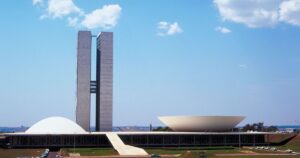 O Lado Oculto da Nova Isenção do IR: Alívio Real ou Bomba Fiscal? A Análise Que Ninguém Está Fazendo