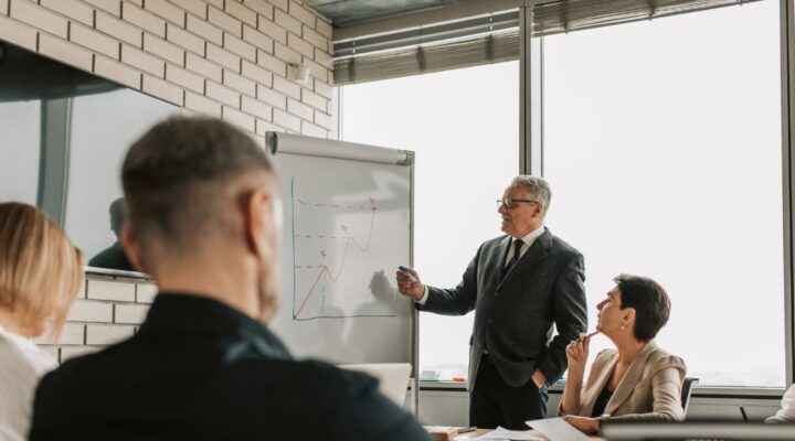Reembolso de Sócios: Veja o Lançamento Contábil Perfeito Para Evitar Dor de Cabeça