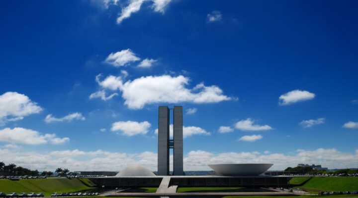 A Nova Lei do Impeachment Pode Silenciar Denúncias Contra Autoridades? Entenda