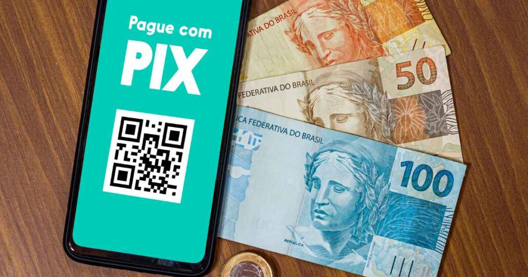Estorno de PIX Estorno de PIX: saiba quando é possível, como funciona, exemplos práticos, base legal e o que fazer em caso de erro ou golpe. Entenda agora!